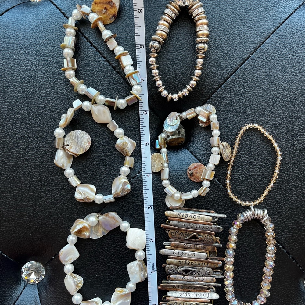Elegant Pearl and Shell Bracelet Set